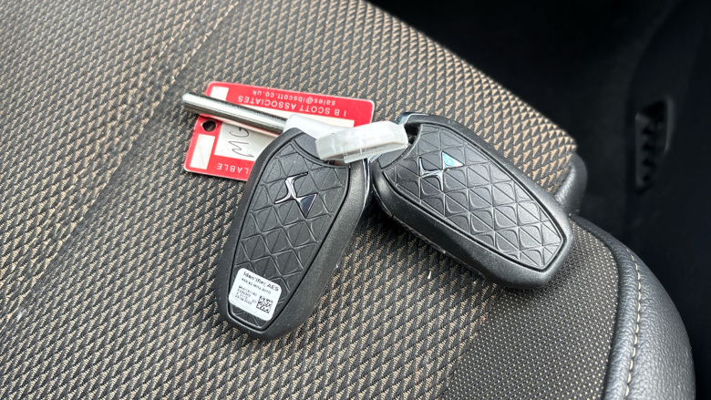 DS 3 Crossback 100kW E-TENSE Bastille 50kWh 5dr Auto Electric 